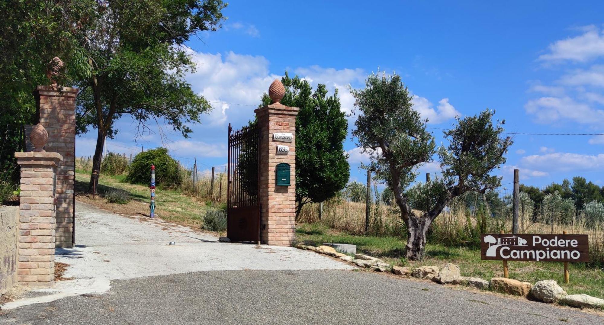 Podere Campiano Volterra Luaran gambar